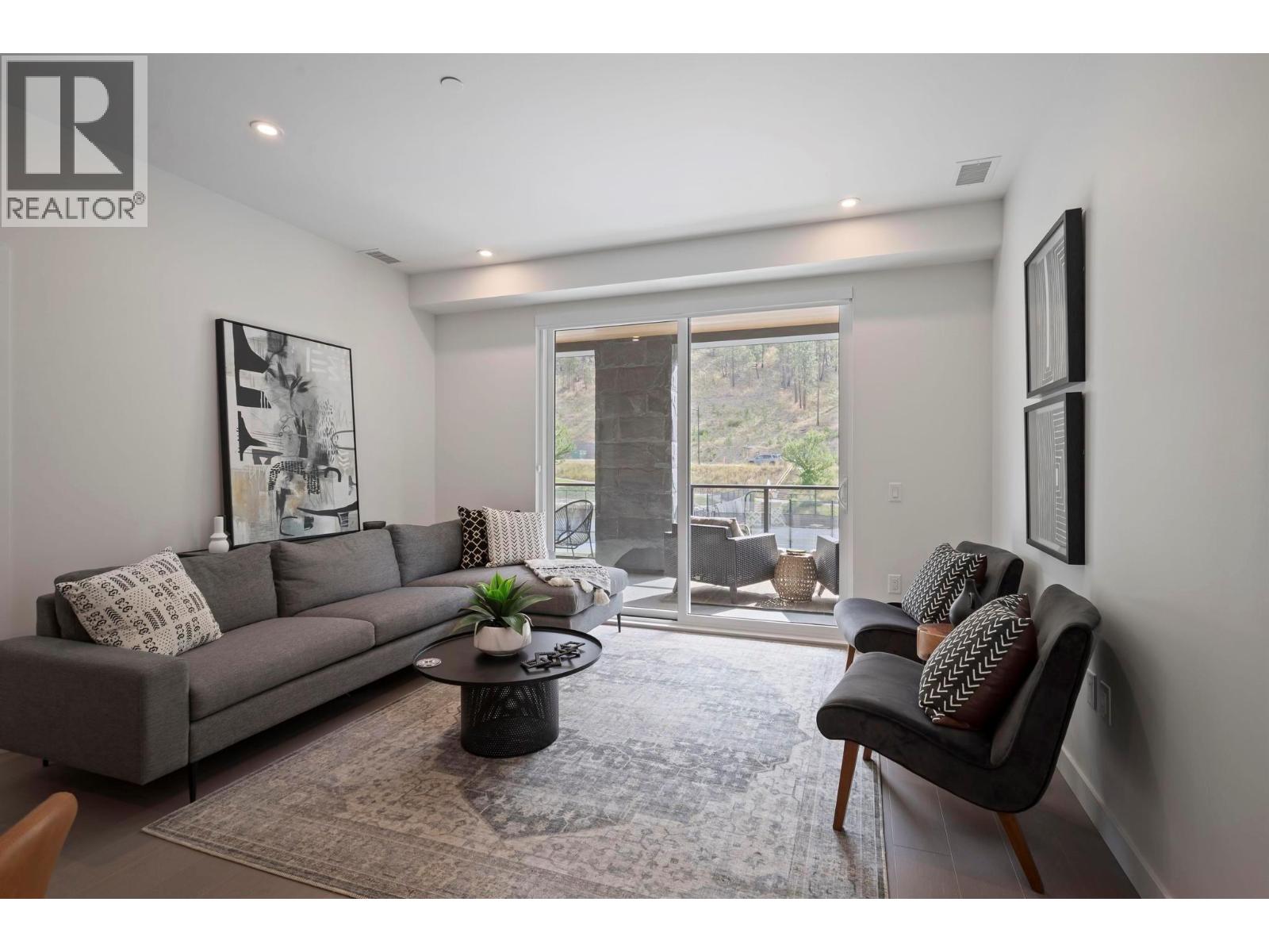 9652 Benchland Drive Unit# 202