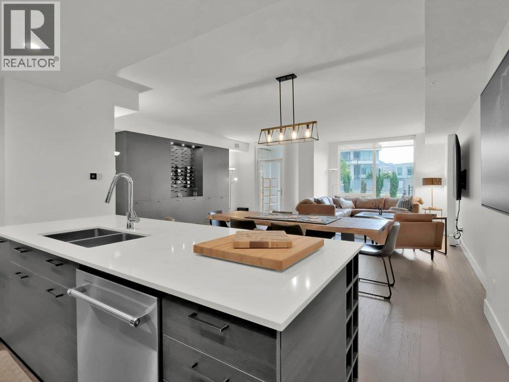 1191 Sunset Drive Unit# 401