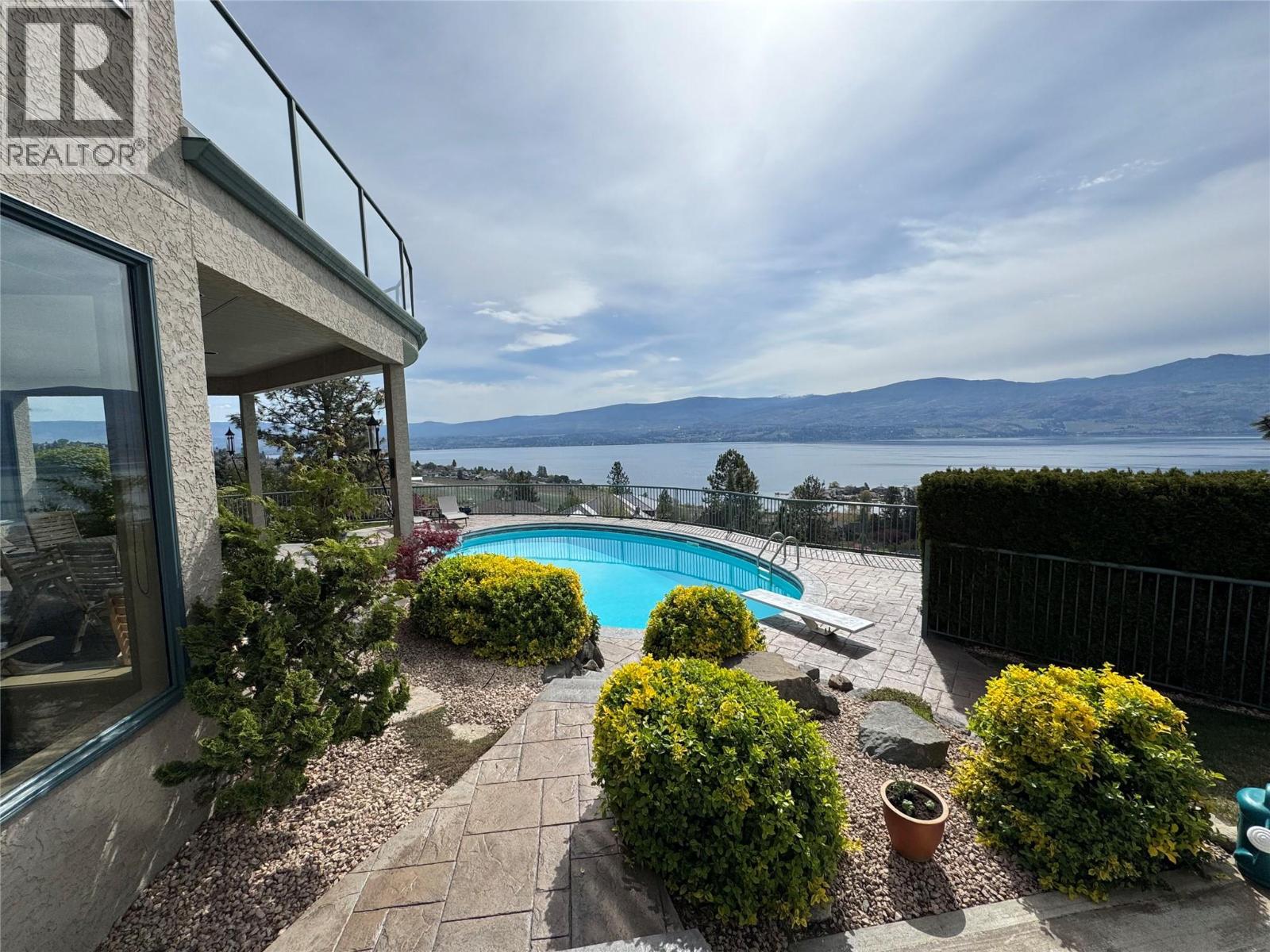 1494 Chardonnay Place