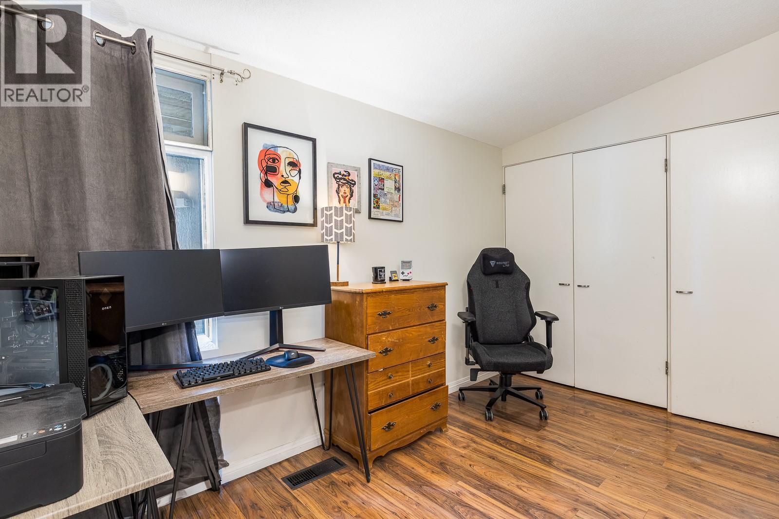 353 Boyce Crescent Unit# 11