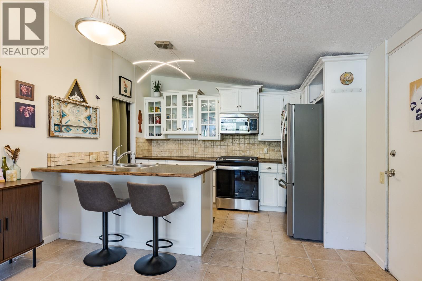 353 Boyce Crescent Unit# 11