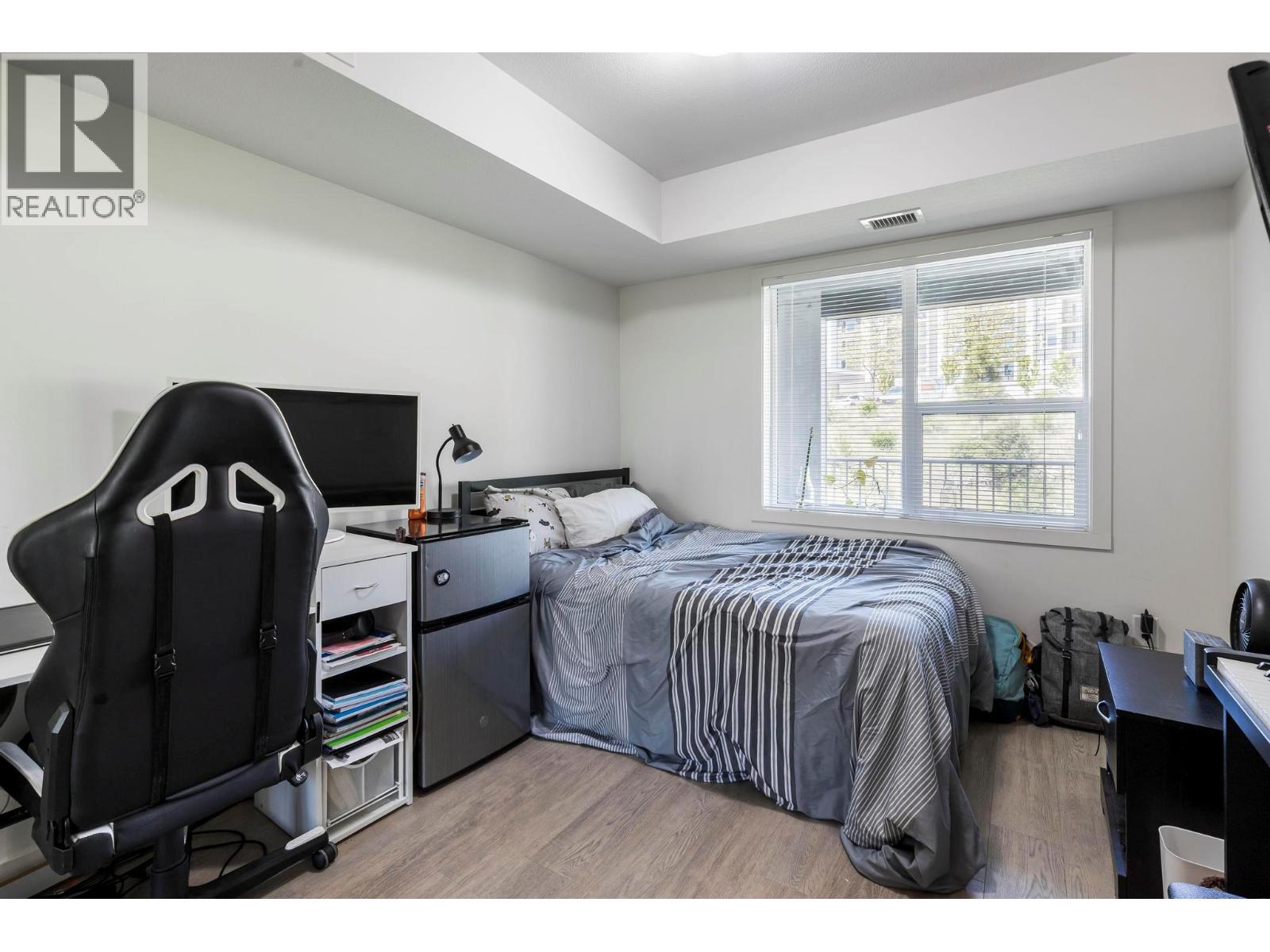 725 Academy Way Unit# 211