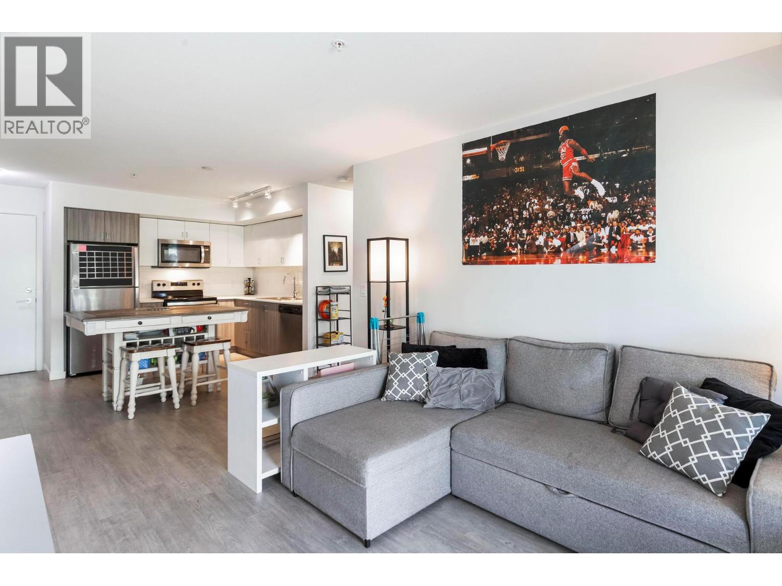 725 Academy Way Unit# 211