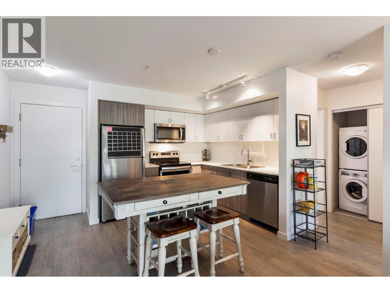 725 Academy Way Unit# 211