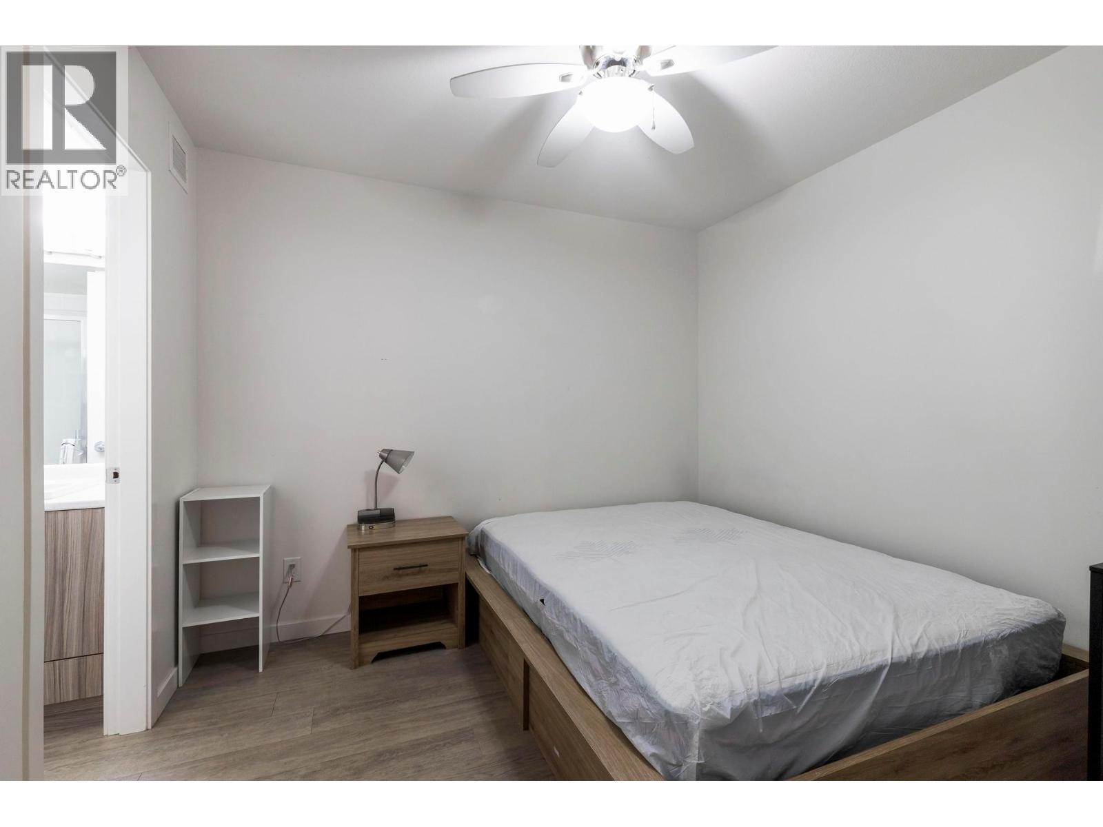 725 Academy Way Unit# 211