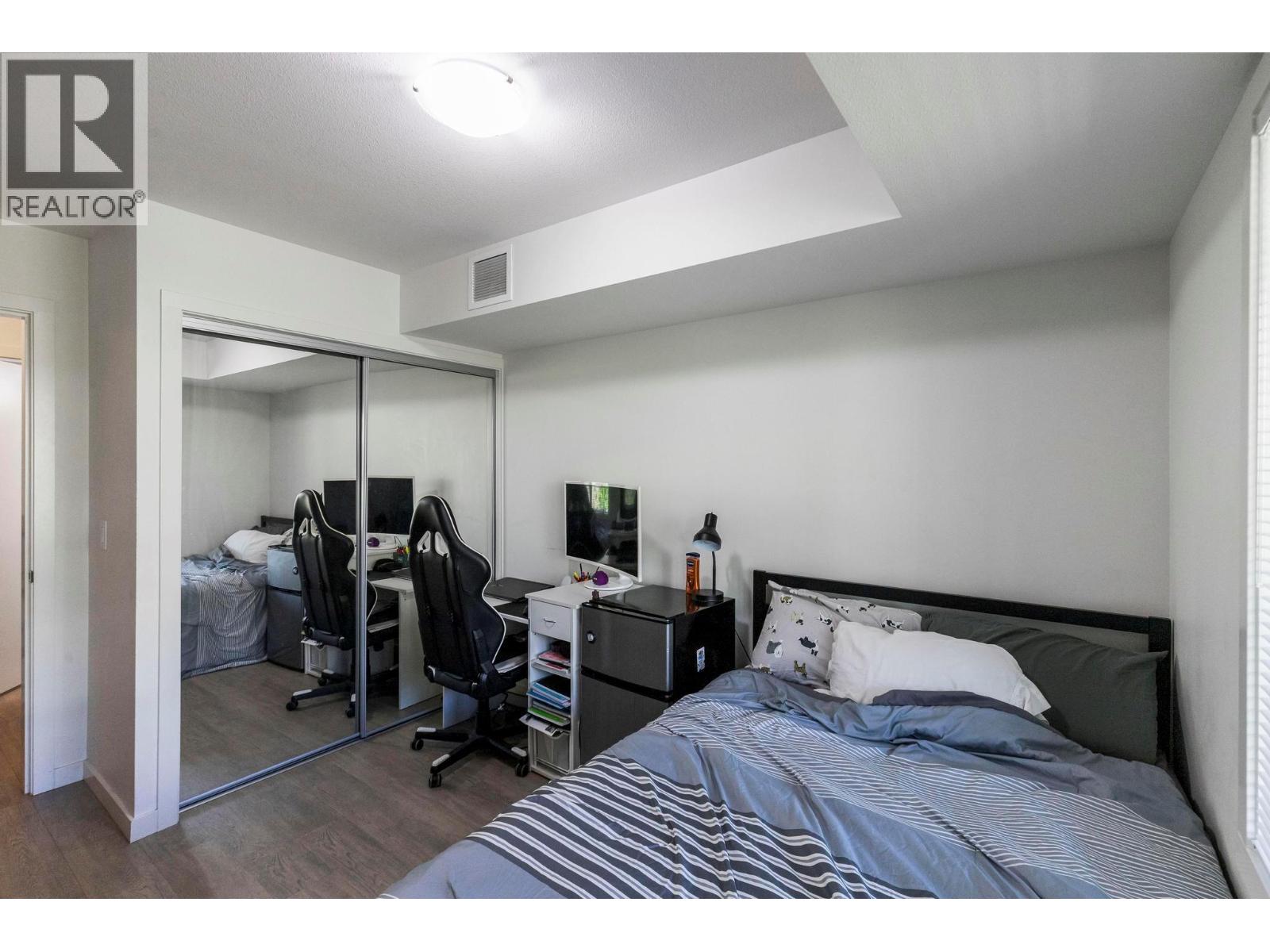 725 Academy Way Unit# 211