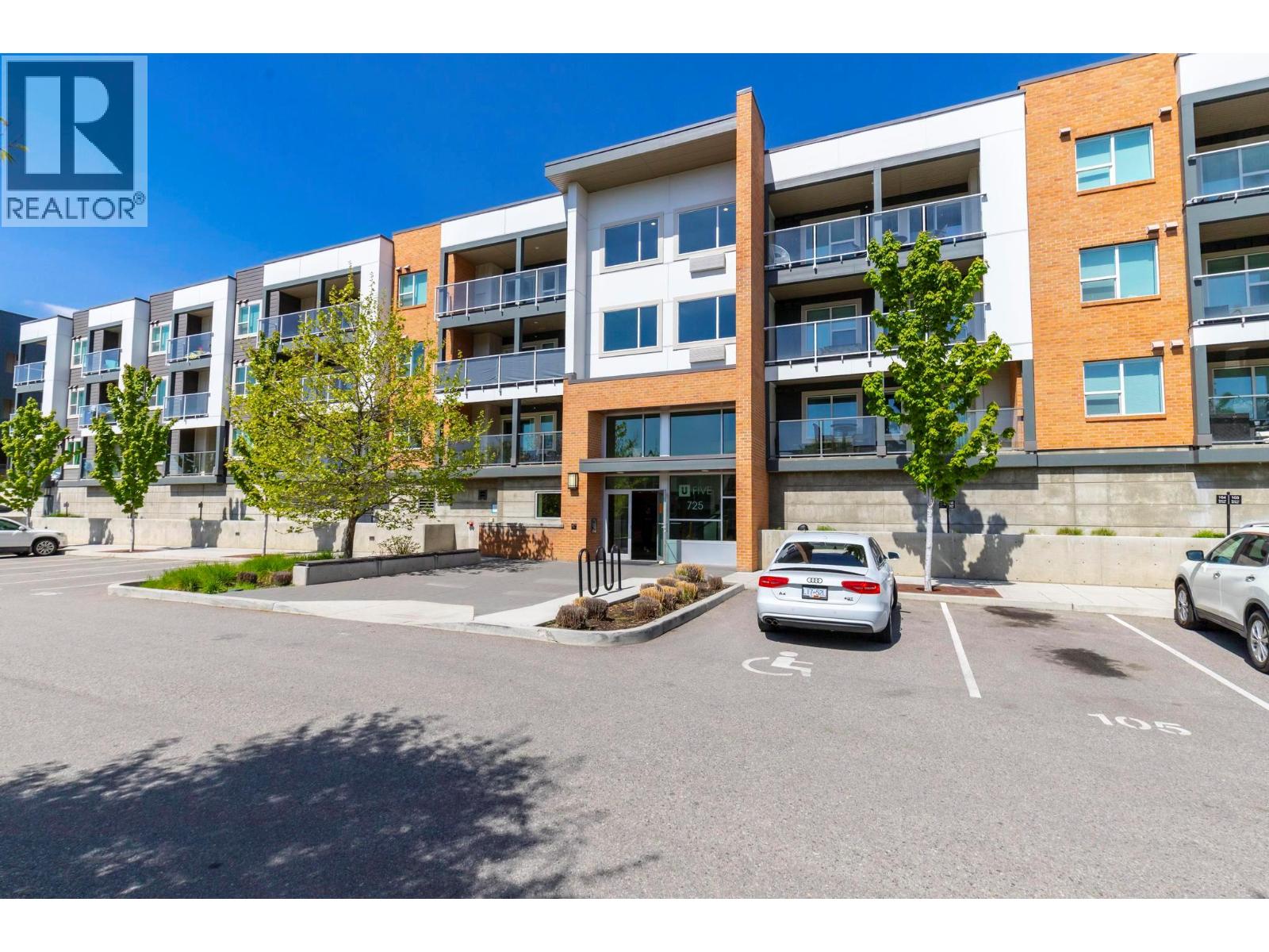 725 Academy Way Unit# 211