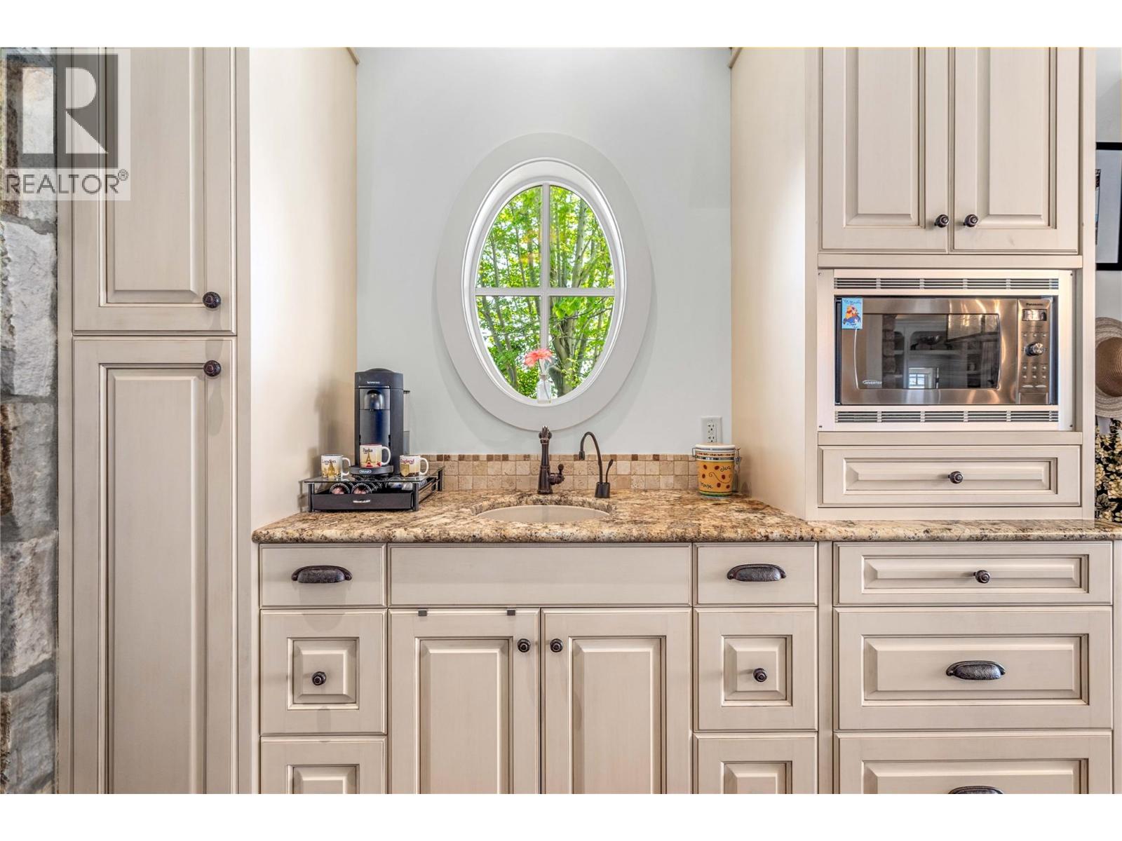 1173 Parkbluff Lane