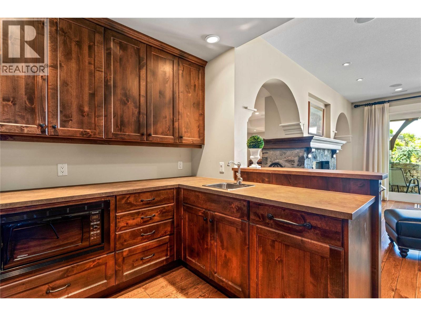 1173 Parkbluff Lane