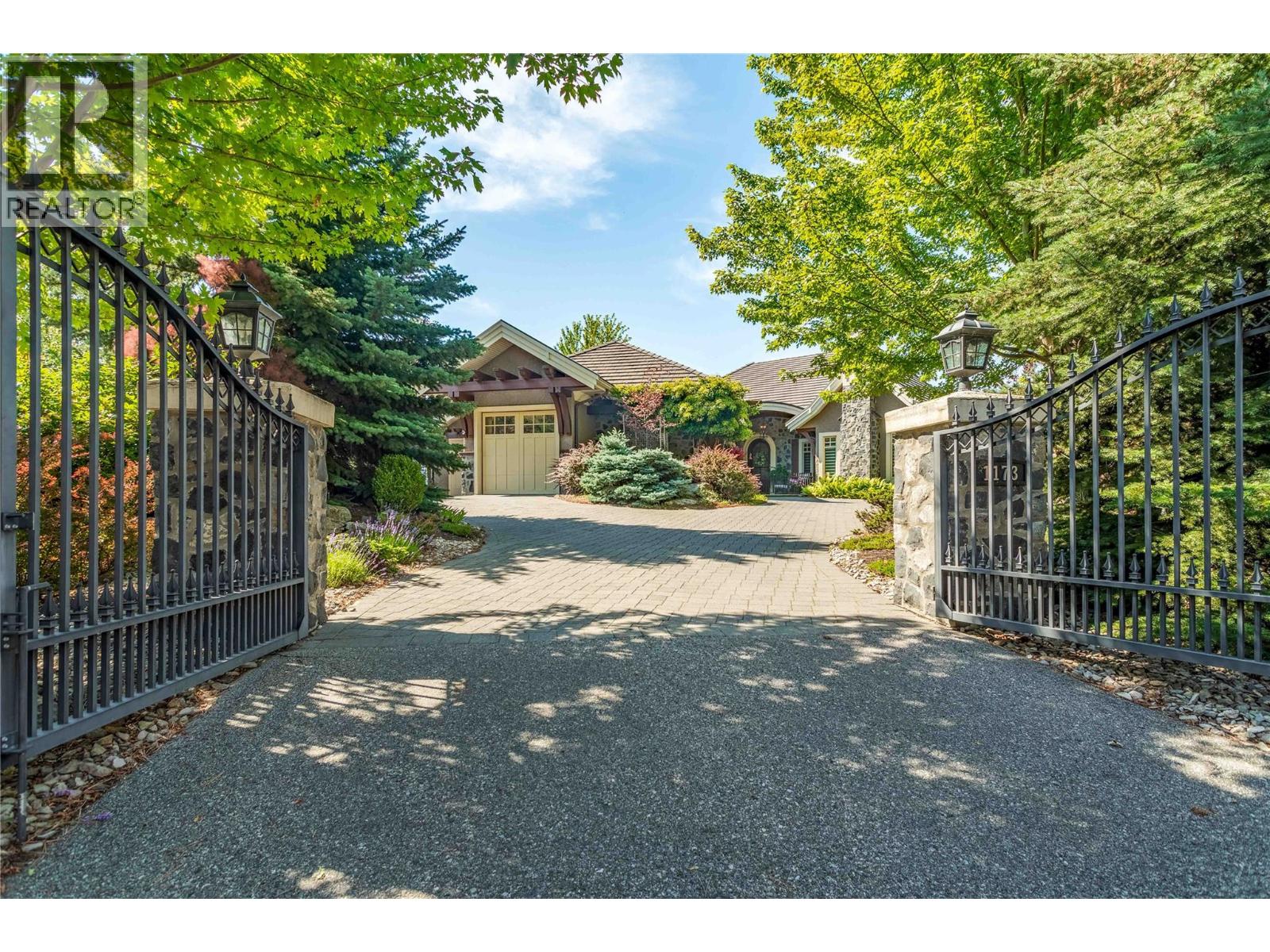 1173 Parkbluff Lane