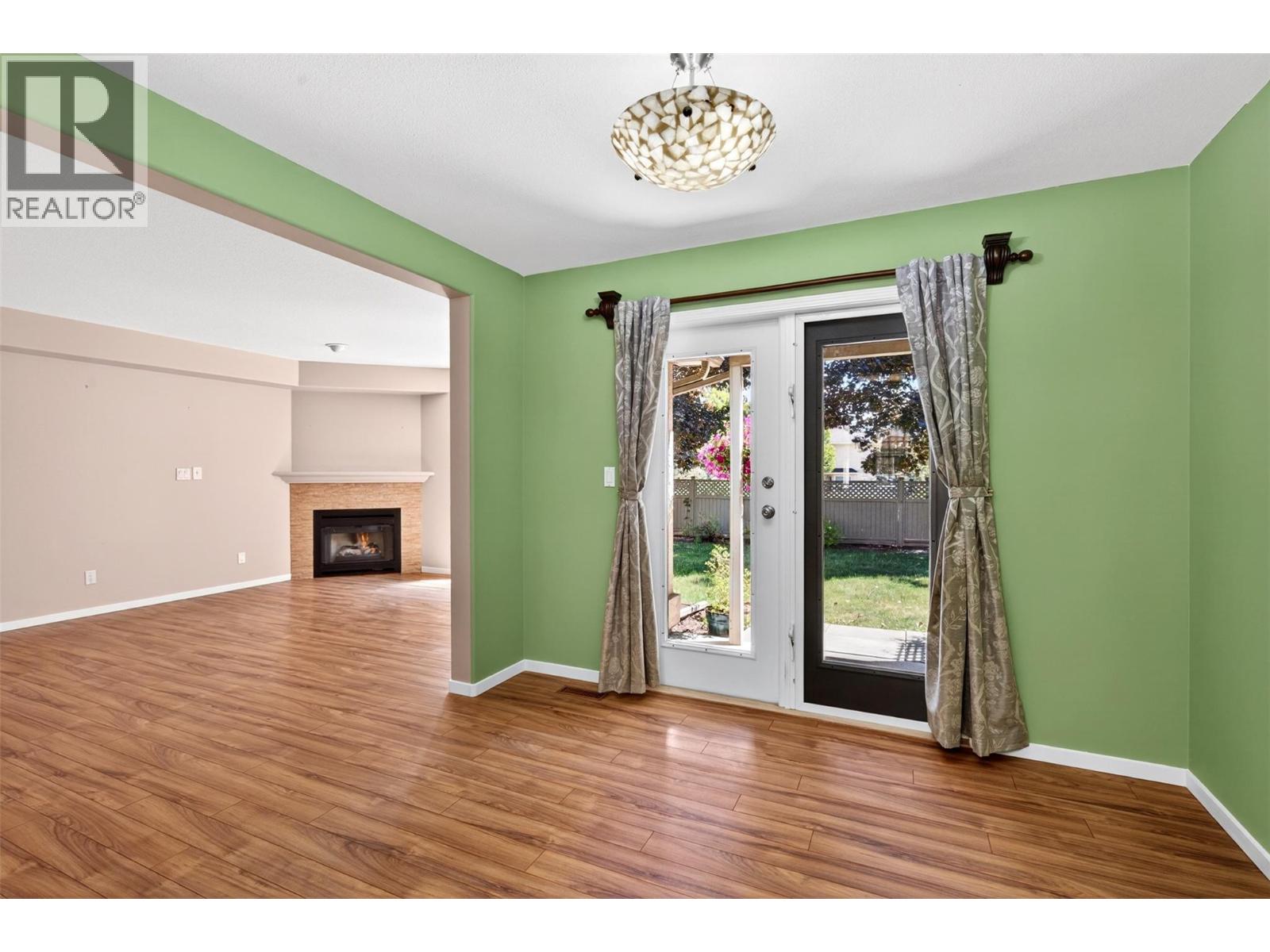 321 Whitman Road Unit# 106