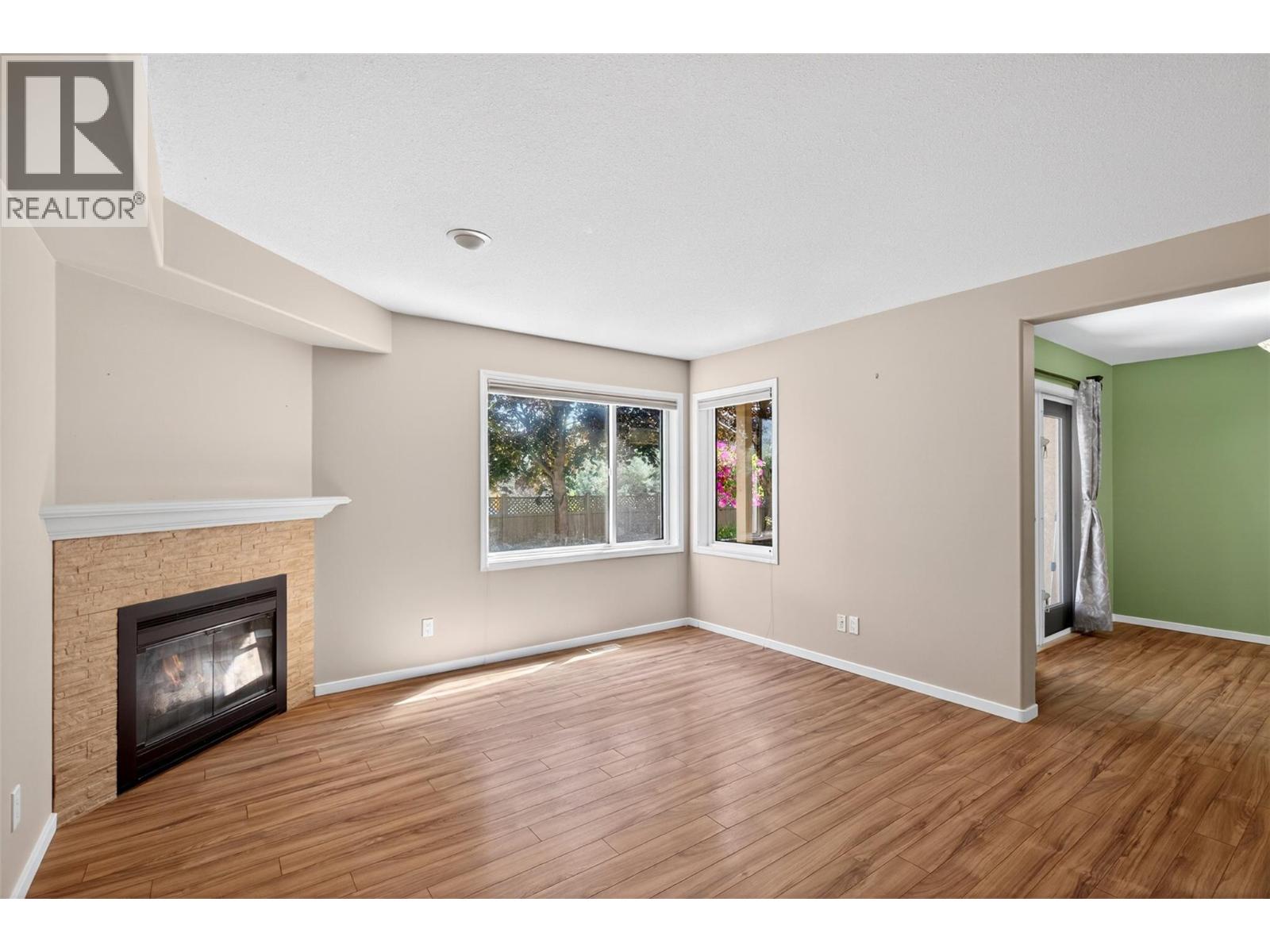 321 Whitman Road Unit# 106