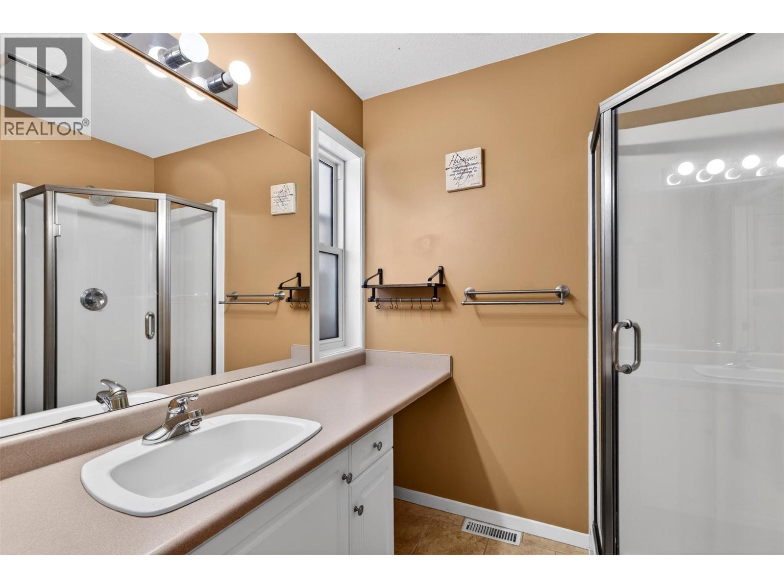 321 Whitman Road Unit# 106