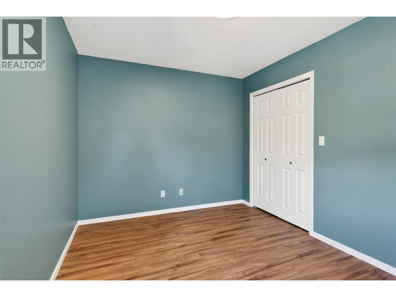 321 Whitman Road Unit# 106