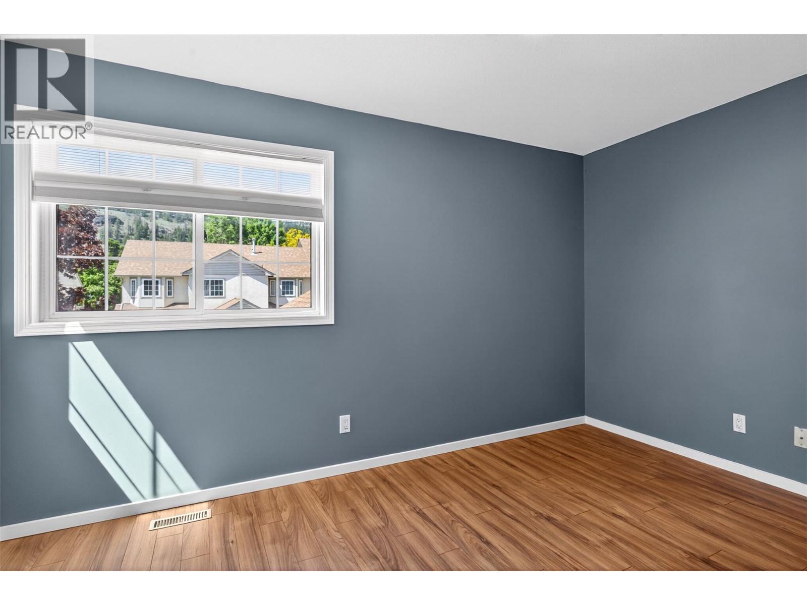 321 Whitman Road Unit# 106