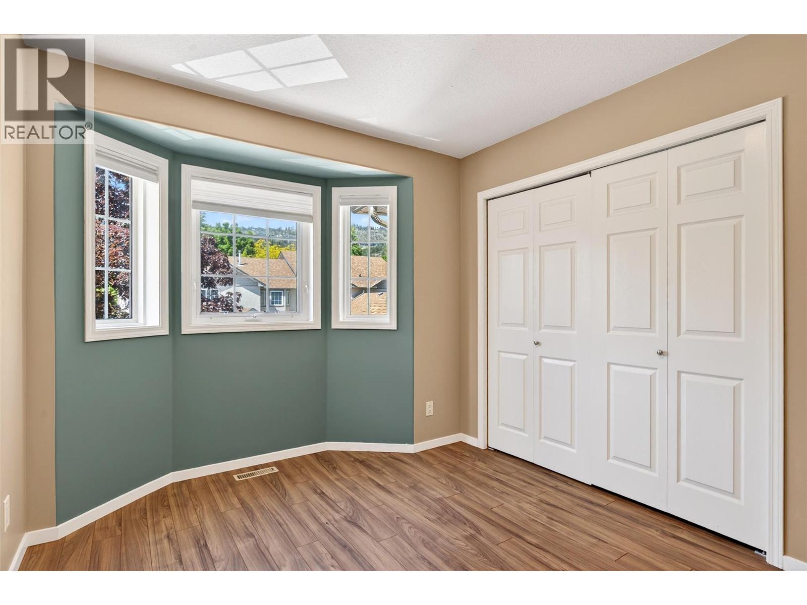 321 Whitman Road Unit# 106