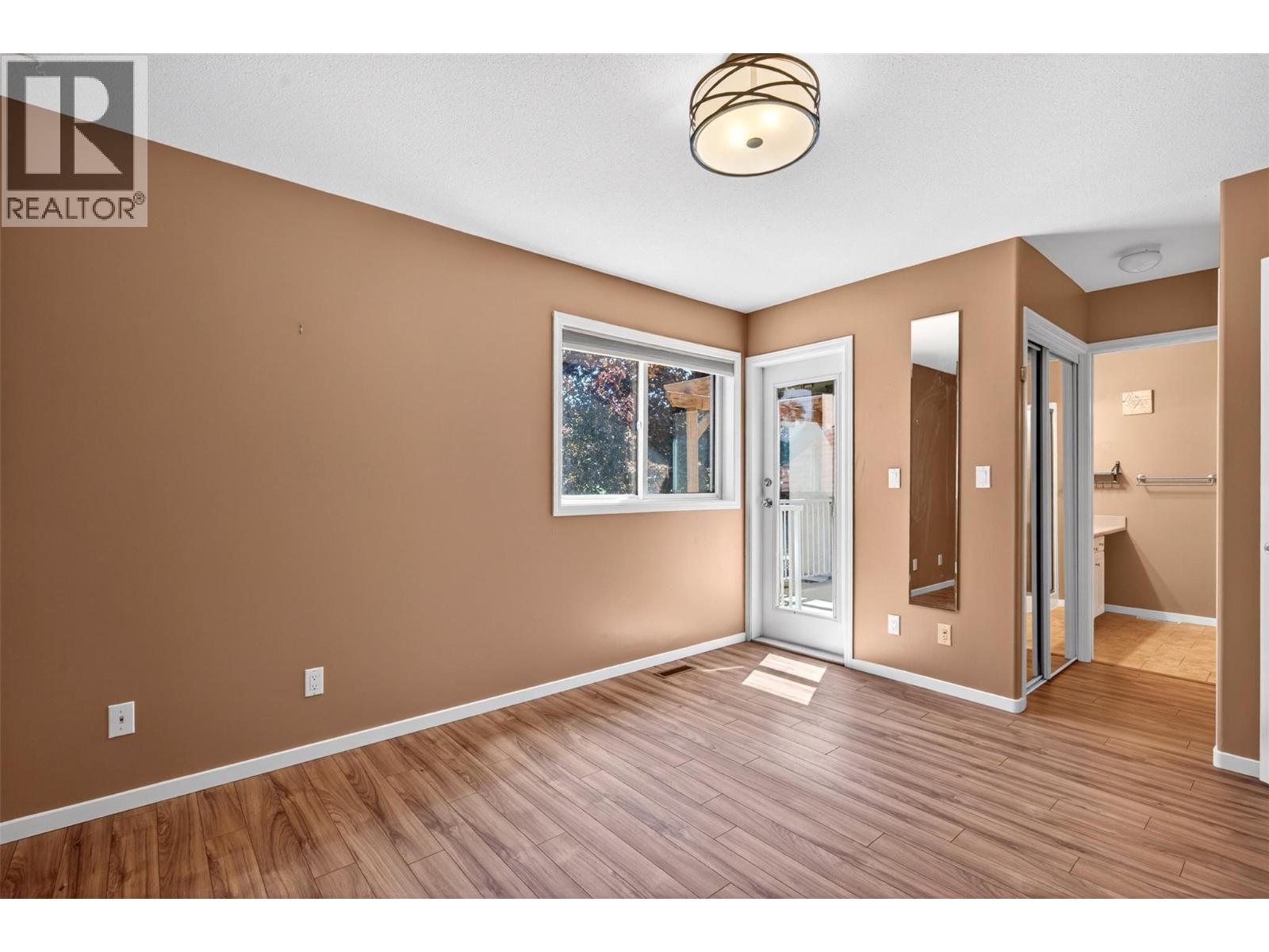 321 Whitman Road Unit# 106