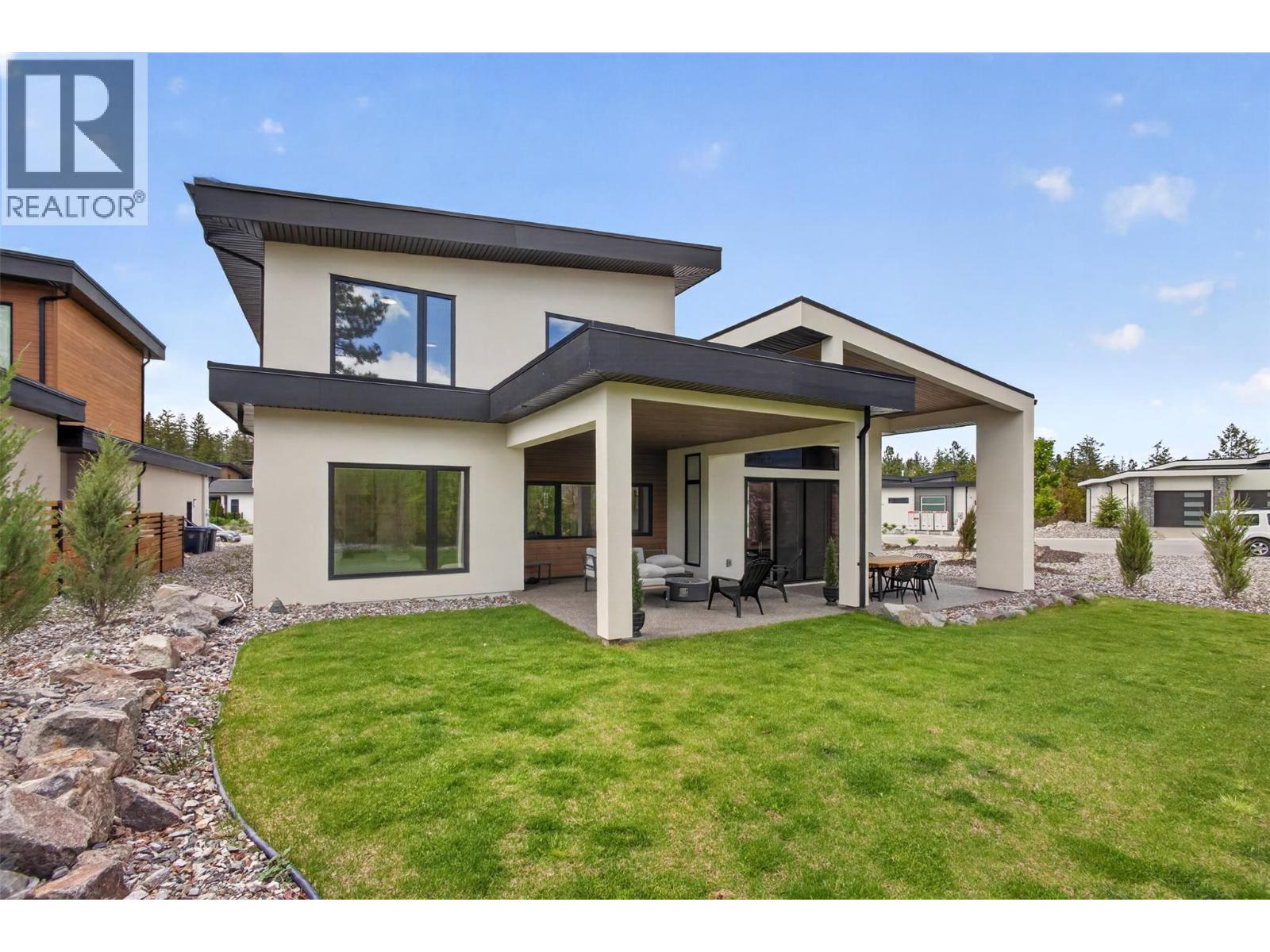 10255 Beacon Hill Drive