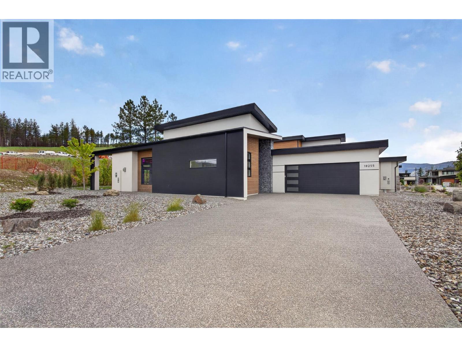10255 Beacon Hill Drive