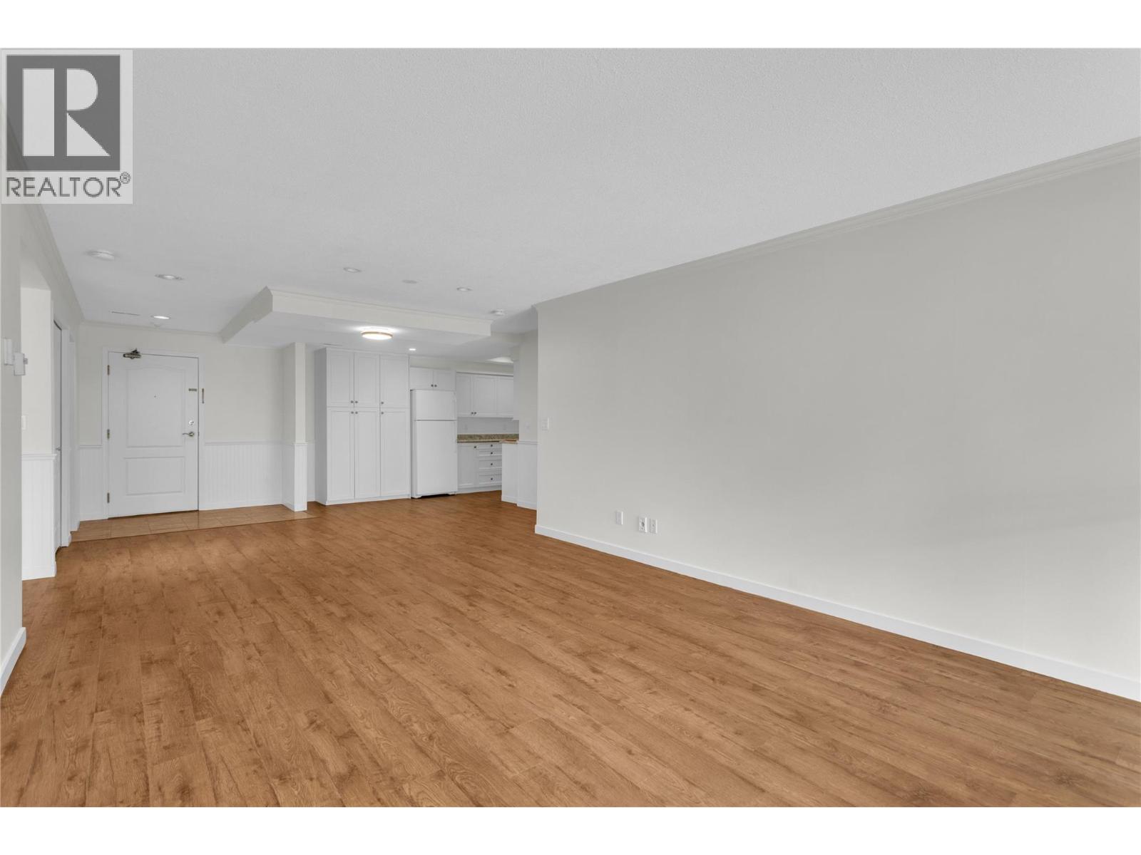 1965 Durnin Road Unit# 111