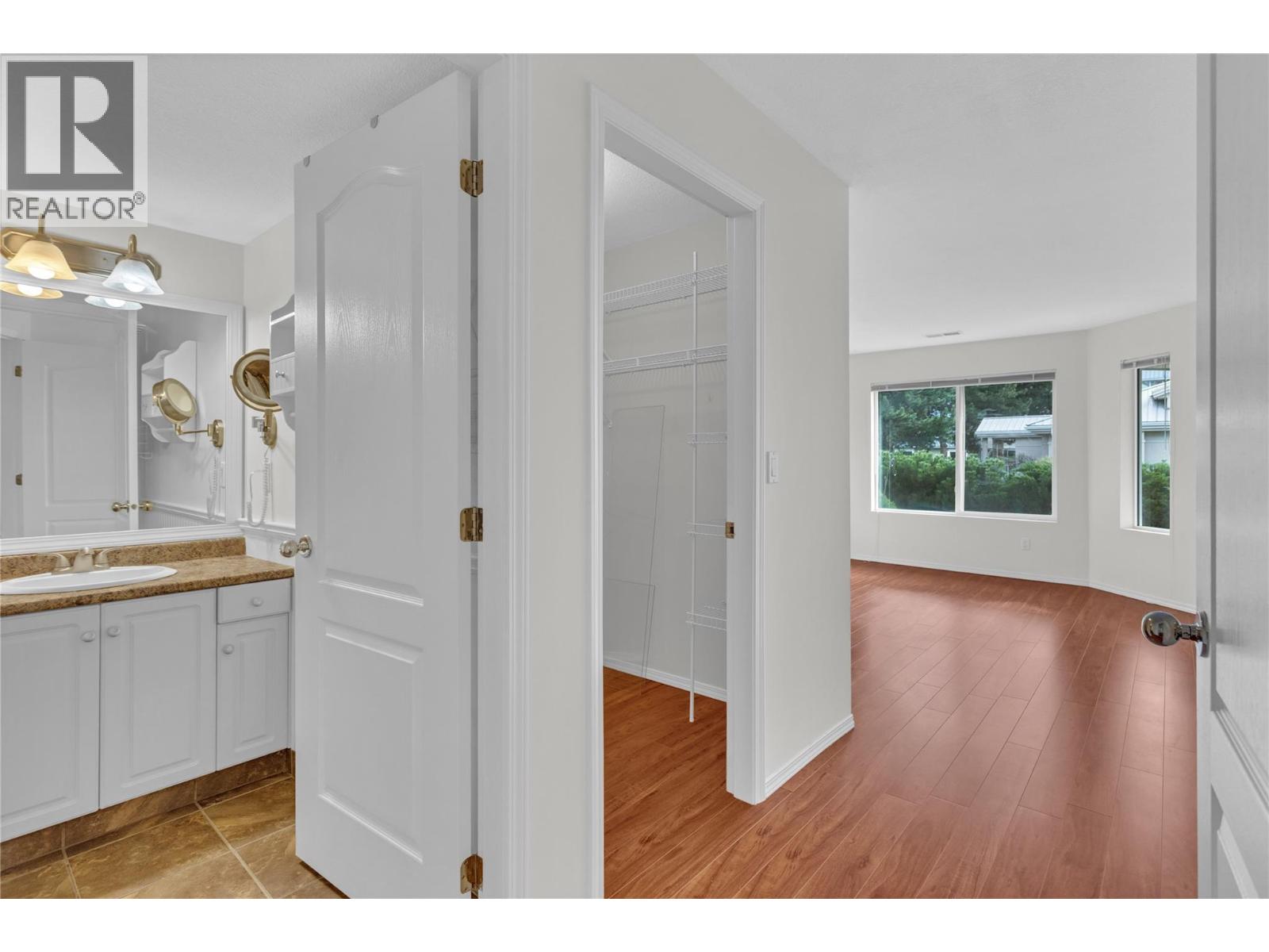 1965 Durnin Road Unit# 111