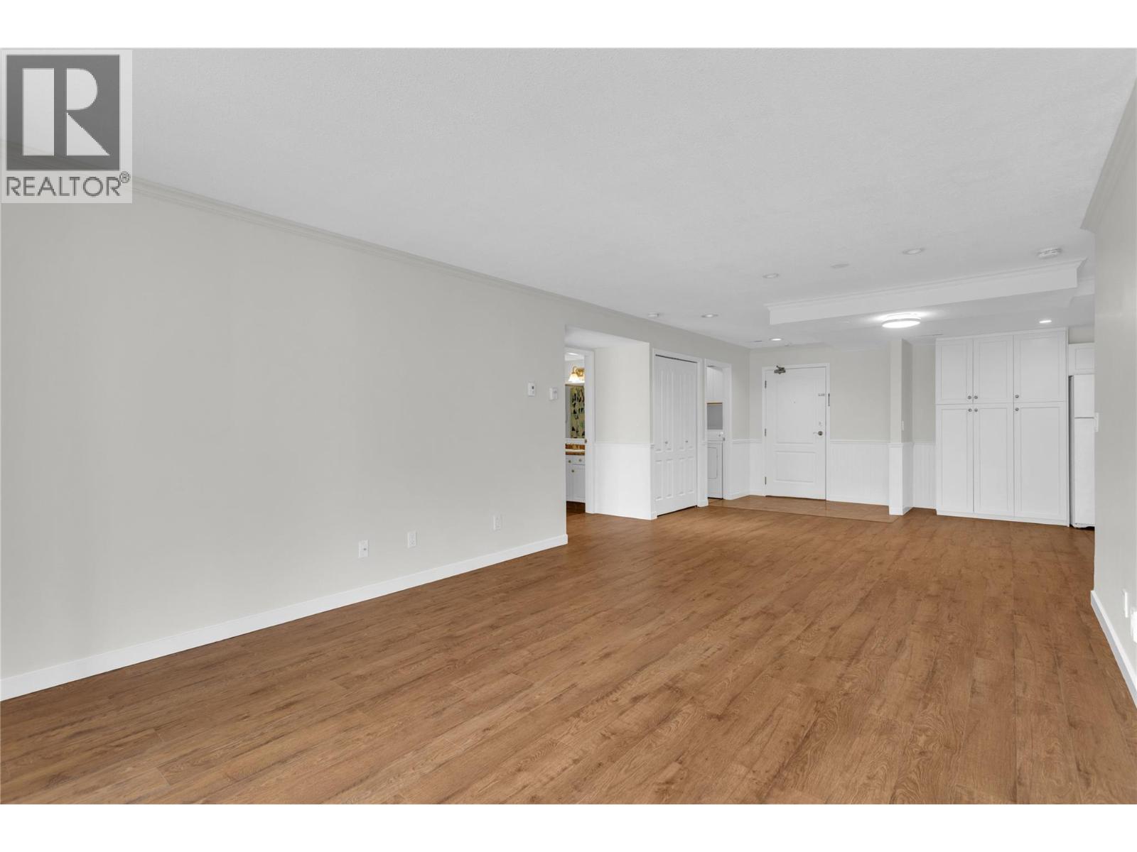 1965 Durnin Road Unit# 111