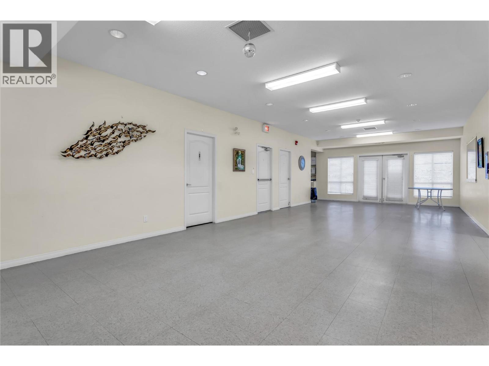 1961 Durnin Road Unit# 104