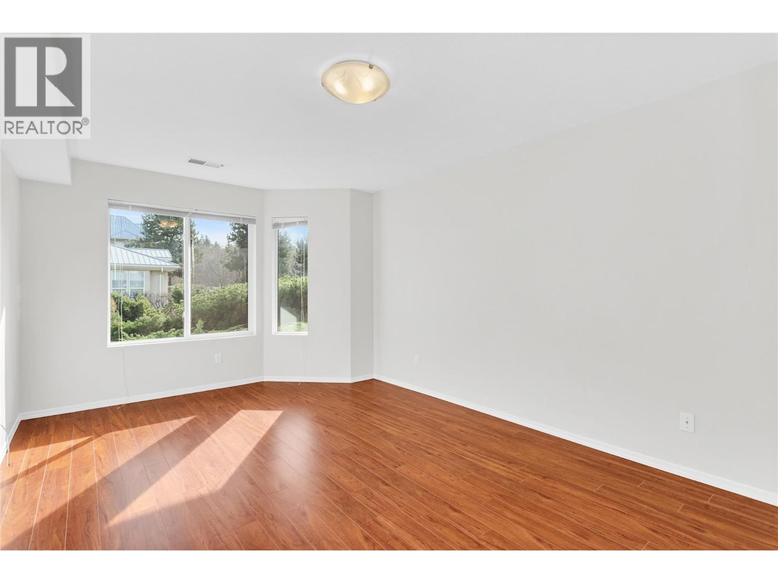 1965 Durnin Road Unit# 111