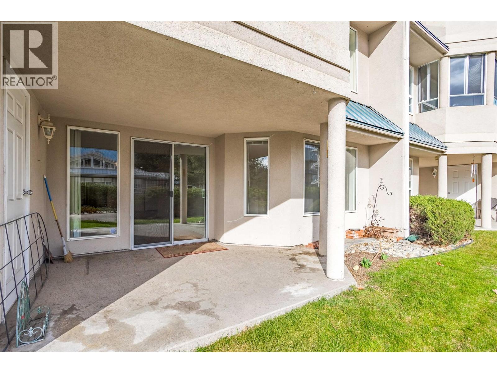 1965 Durnin Road Unit# 111