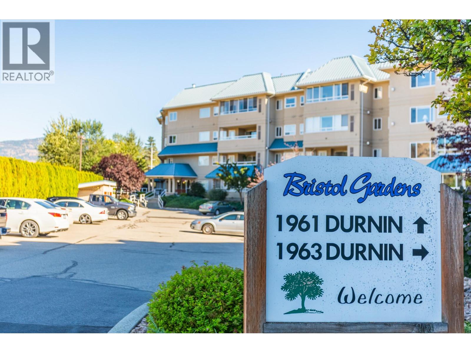 1961 Durnin Road Unit# 104
