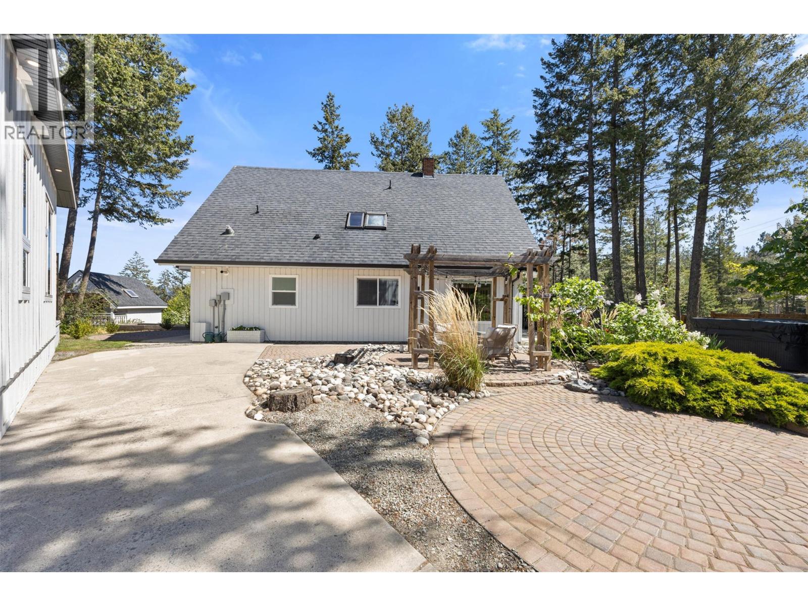Units #1 & 2 1018 West Kelowna Road