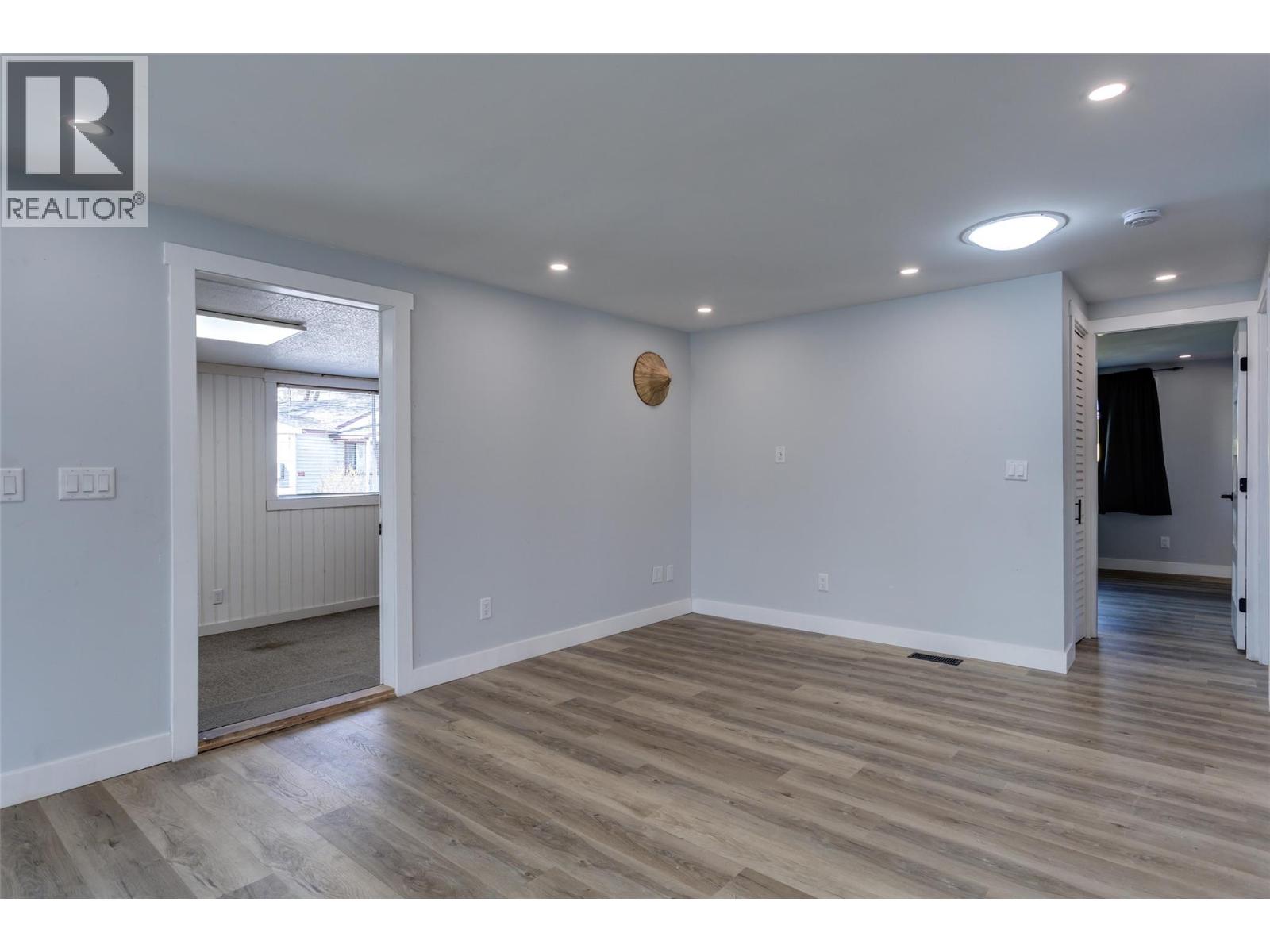 2095 Boucherie Road Unit# 25