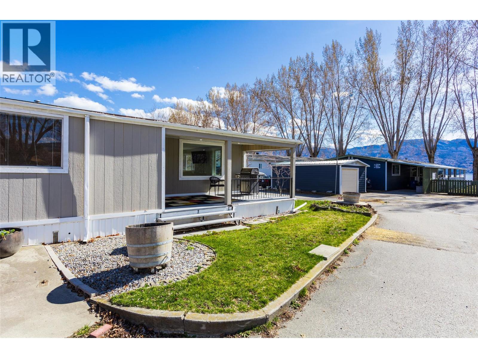 2095 Boucherie Road Unit# 25