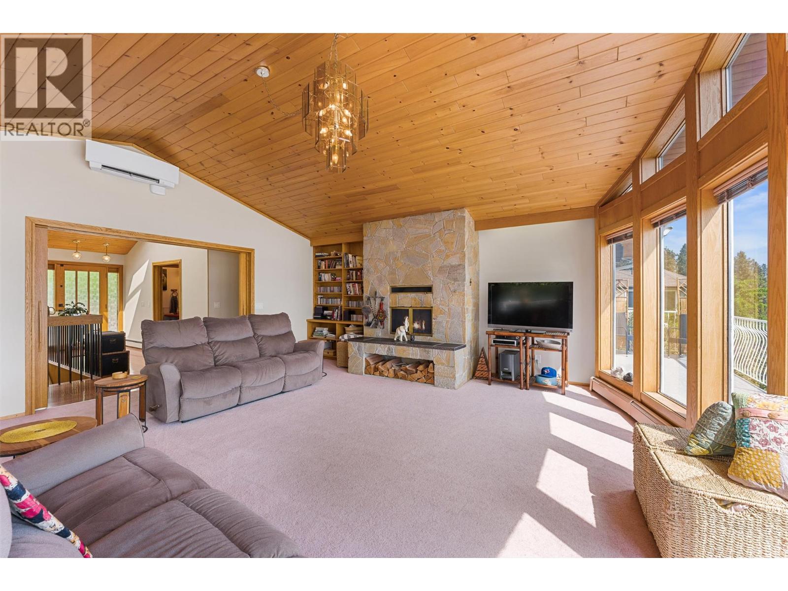 2157 Alexander Place