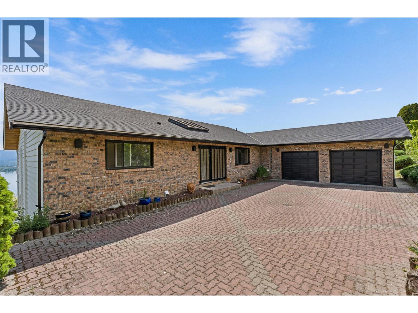 2157 Alexander Place