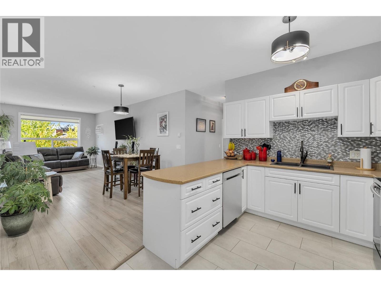 778 Rutland Road Unit# 206 Lot# SL 36