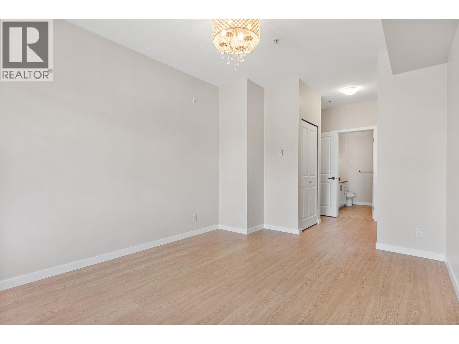 1350 Ridgeway Drive Unit# 202
