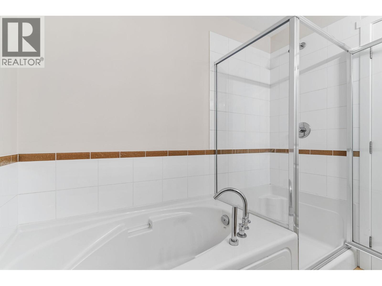 1350 Ridgeway Drive Unit# 202