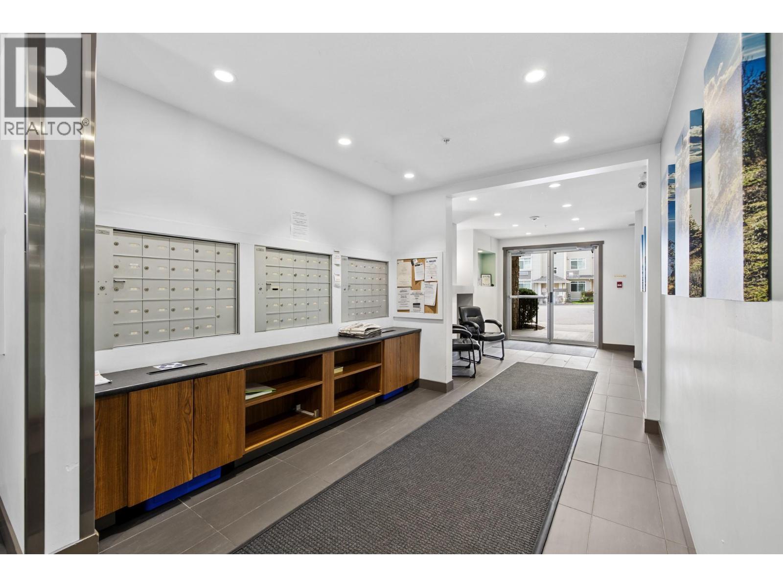 1350 Ridgeway Drive Unit# 202