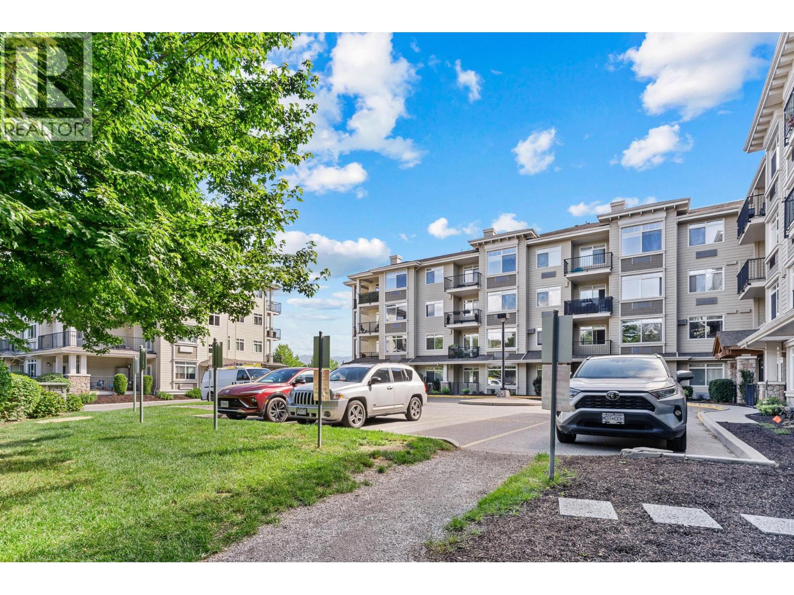 1350 Ridgeway Drive Unit# 202