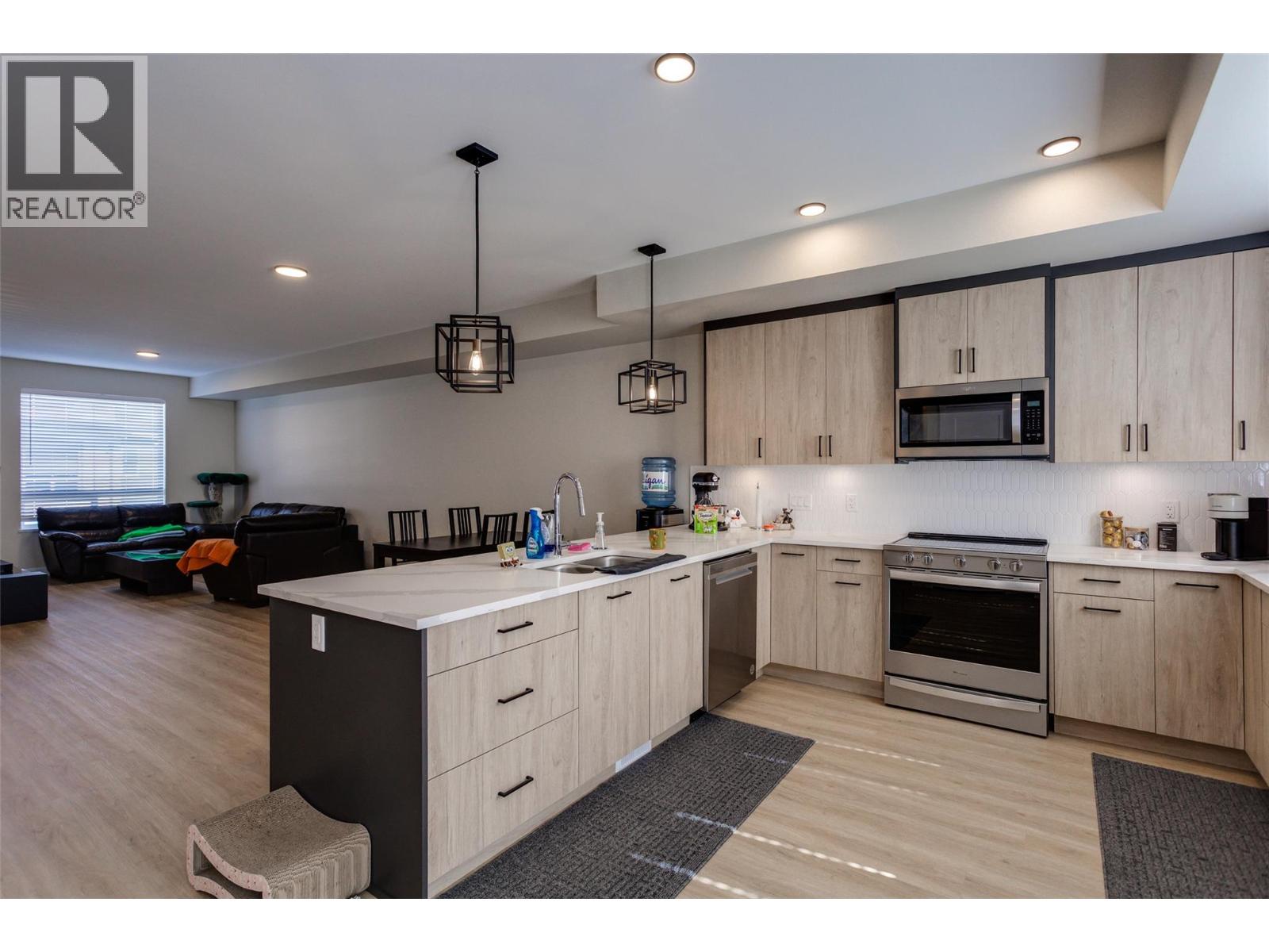 4025 Gellatly Road S Unit# 172