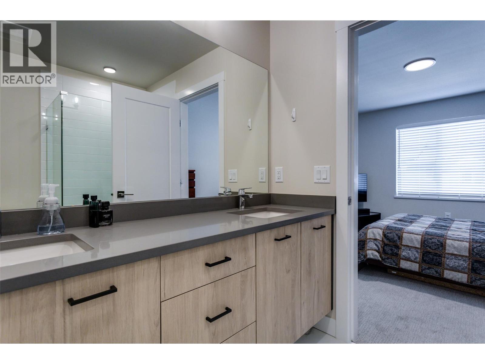 4025 Gellatly Road S Unit# 172