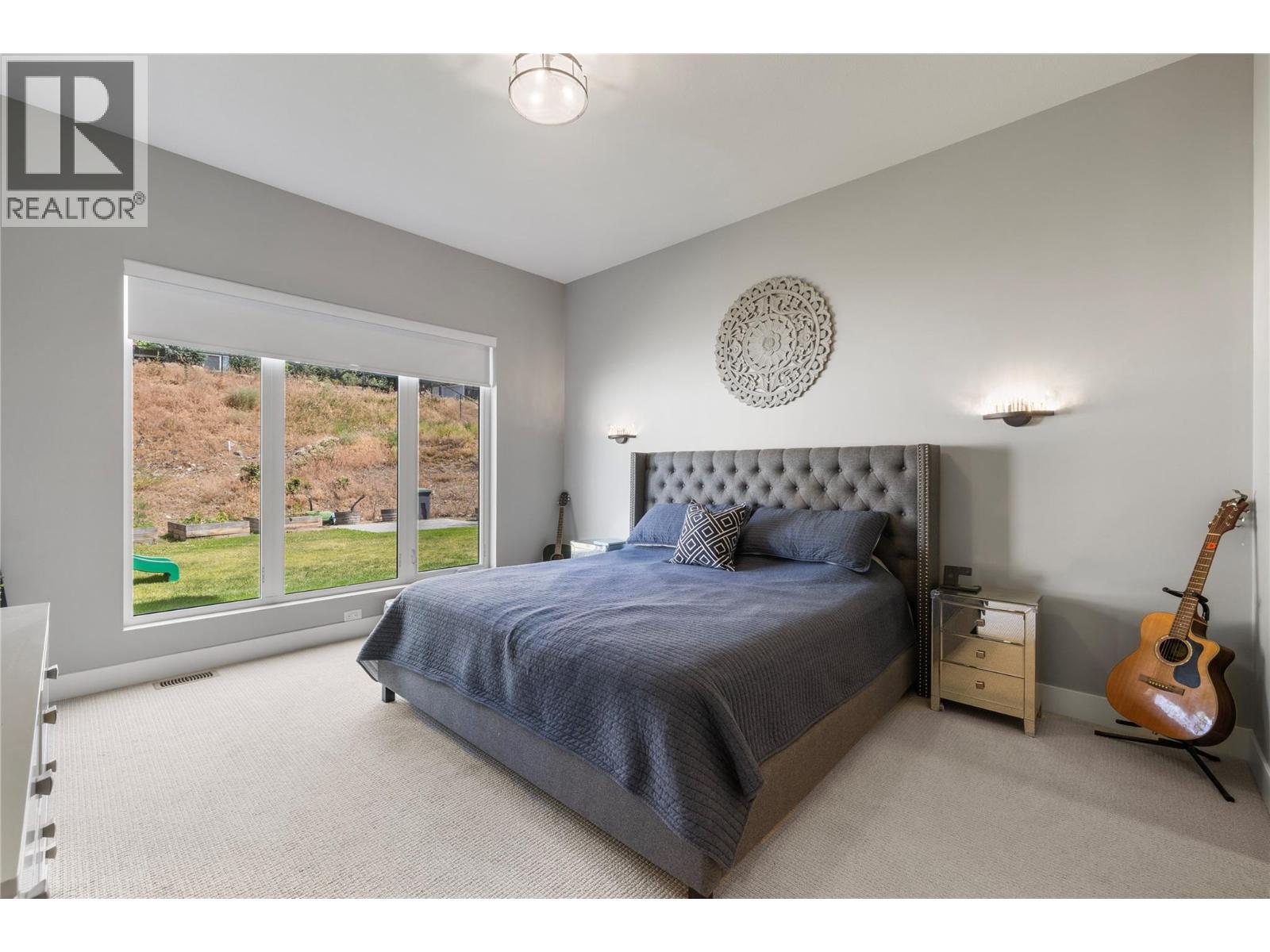 2846 Canyon Crest Drive