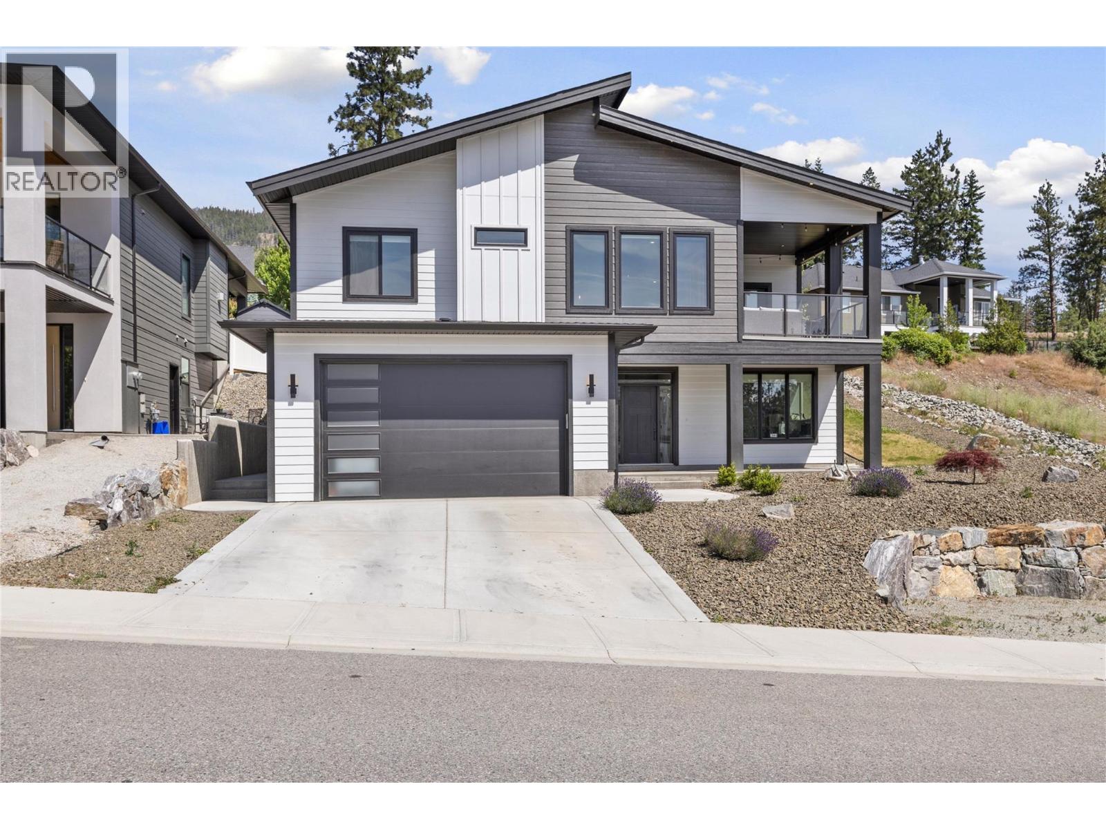 2846 Canyon Crest Drive
