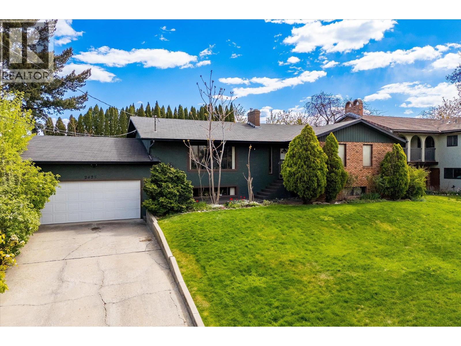 2425 Collingwood Road