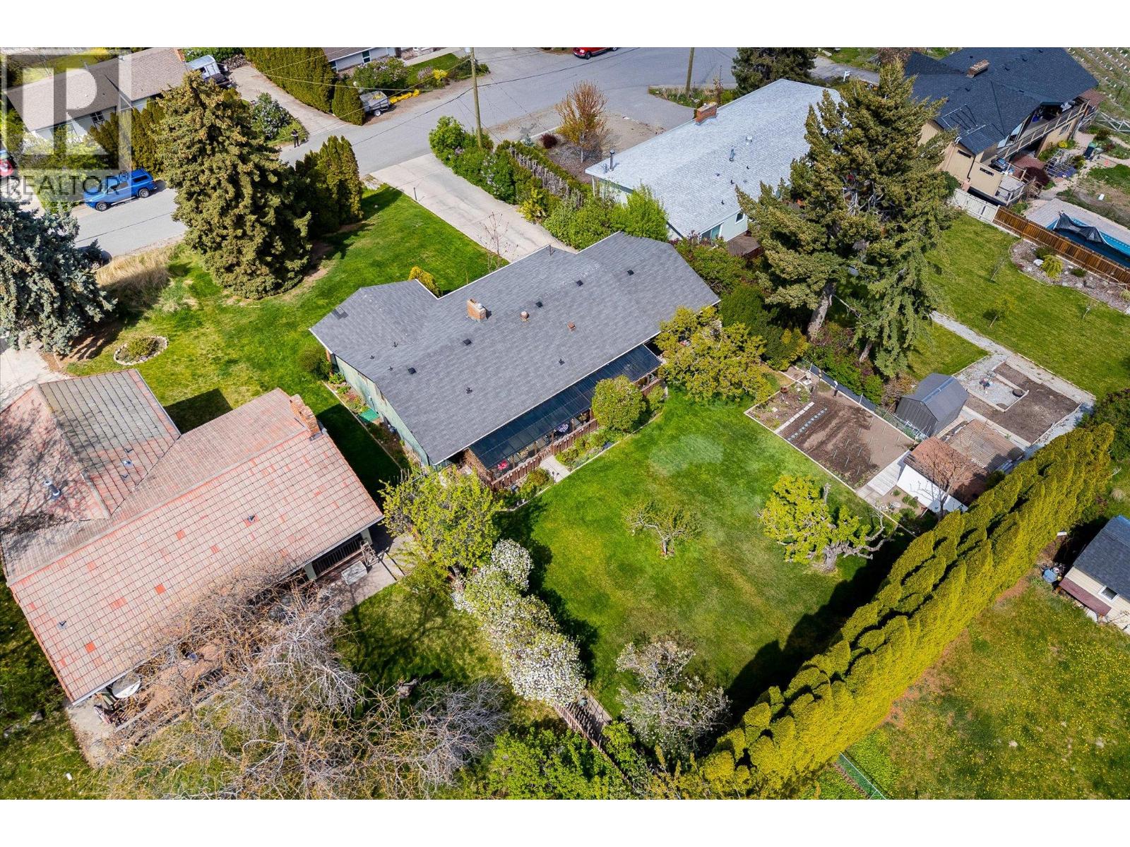 2425 Collingwood Road