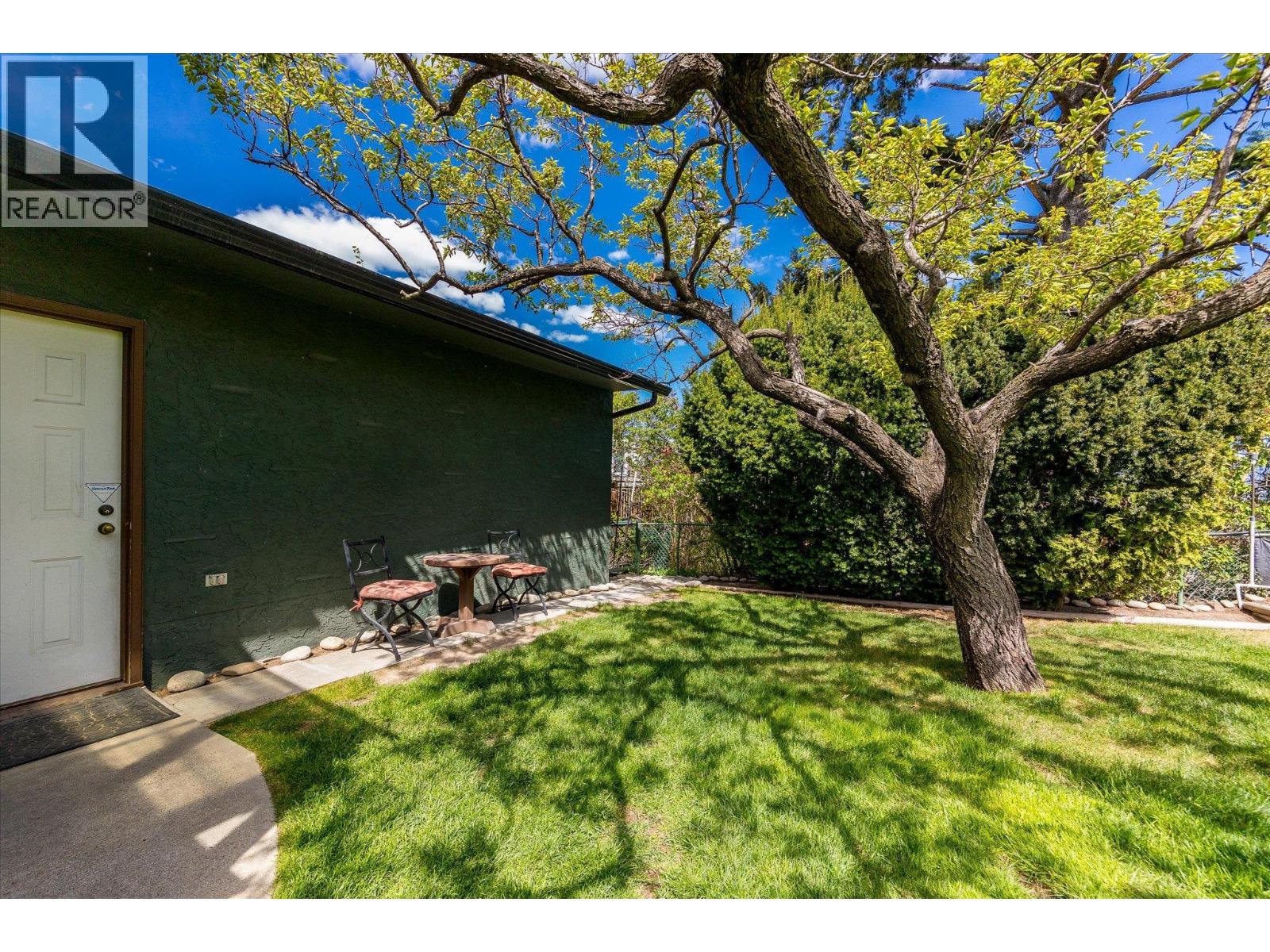 2425 Collingwood Road