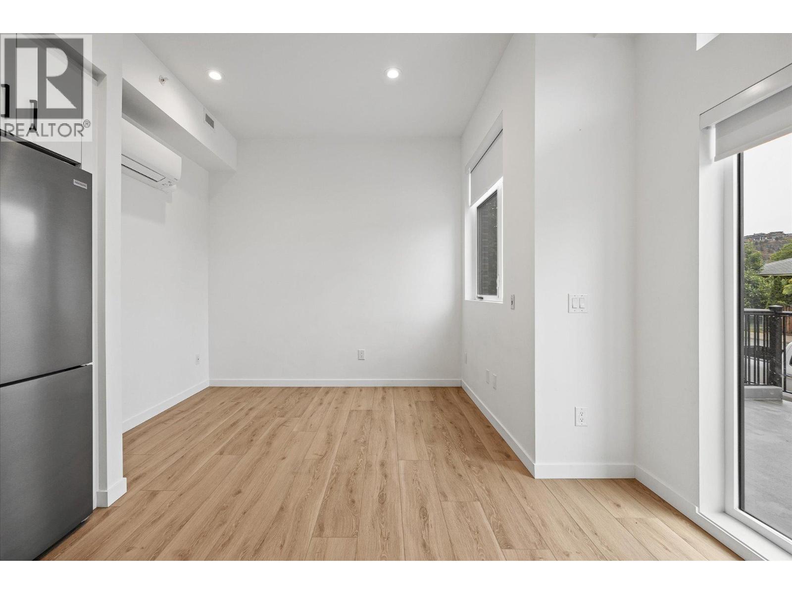 660 Cawston Avenue Unit# 105B