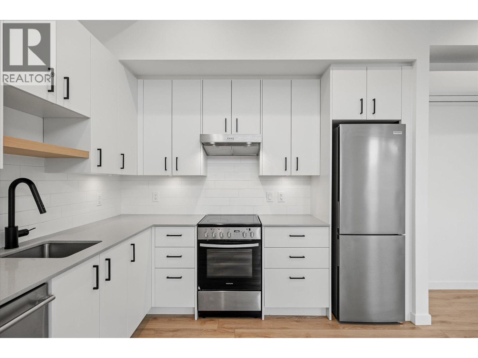 660 Cawston Avenue Unit# 105B