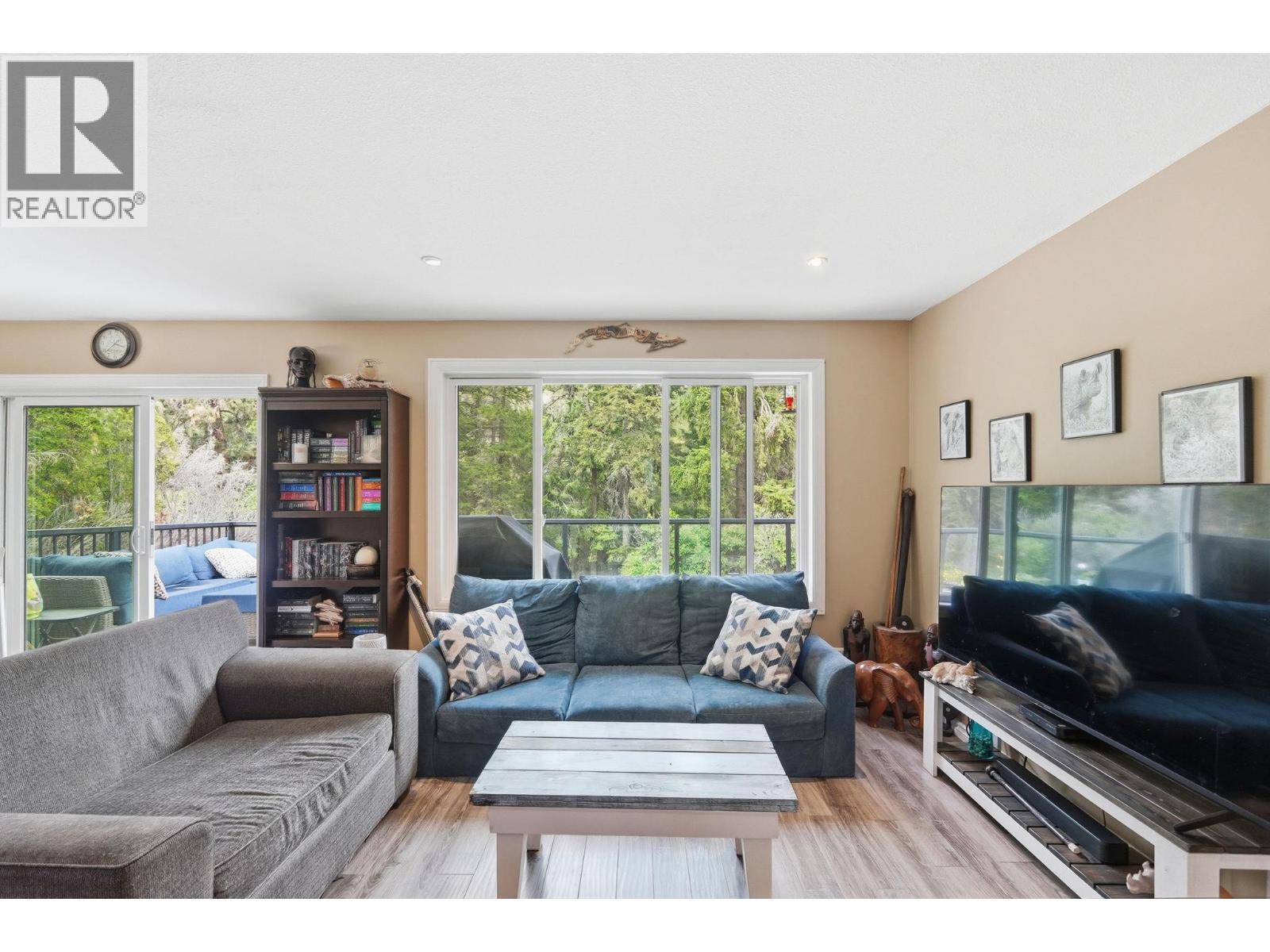3141 Coventry Crescent
